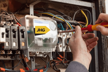 5 signs of bad electrical wiring in a house