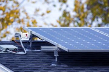A Complete Guide on How to Install a Solar Panel at Home
